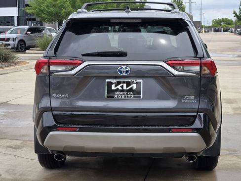 Used 2023 Toyota RAV4 XSE AWD/4WD image 13