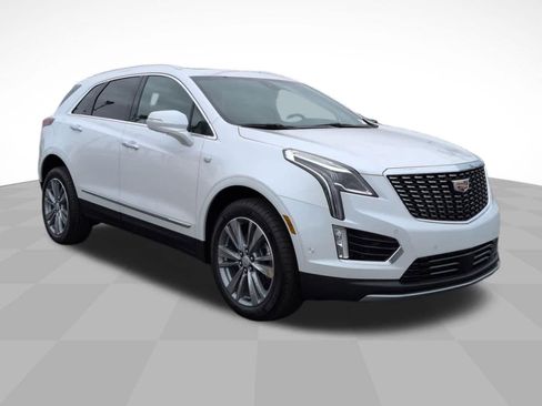 New 2026 Cadillac XT5 Premium Luxury w/ Driver Assist Package AWD/4WD image 3