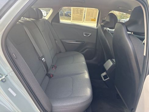 Used 2025 Kia K4 LXS image 24