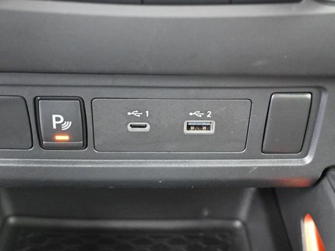 Used 2024 Nissan Frontier PRO-4X w/ Technology Package image 28