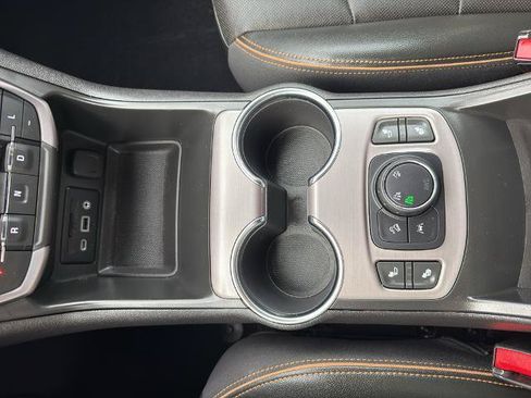 Certified 2023 GMC Terrain AT4 w/ Infotainment Package II AWD/4WD image 22