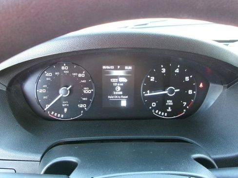 Used 2025 RAM ProMaster 2500 FWD image 12