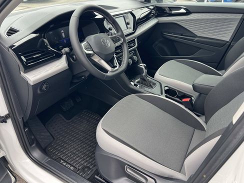 Certified 2023 Volkswagen Taos S FWD image 5