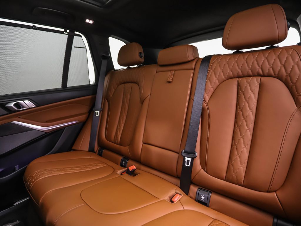 Used 2025 BMW X5 M60i w/ Executive Package AWD/4WD image 22