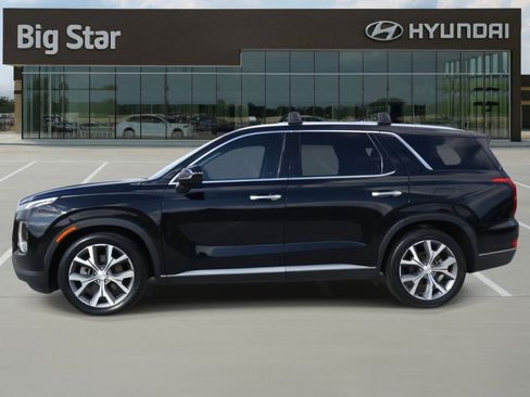 Used 2022 Hyundai Palisade SEL w/ 8P Bench Seat Package AWD/4WD image 2
