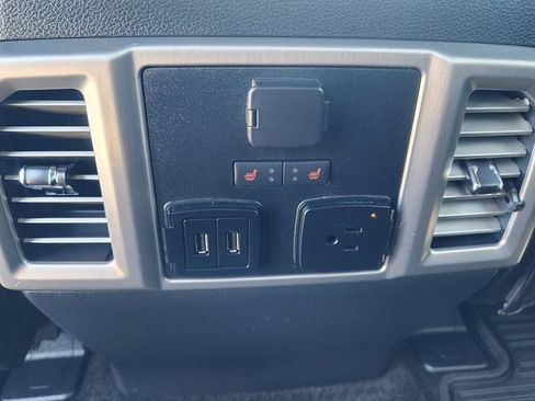 Used 2018 Ford F150 Platinum w/ Technology Package AWD/4WD image 21