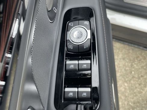 New 2026 Lincoln Nautilus Reserve w/ Jet Appearance Package AWD/4WD image 16