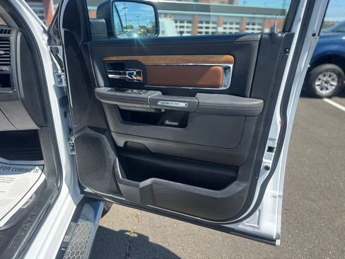 Used 2015 RAM 1500 Laramie Longhorn w/ Convenience Group AWD/4WD image 22