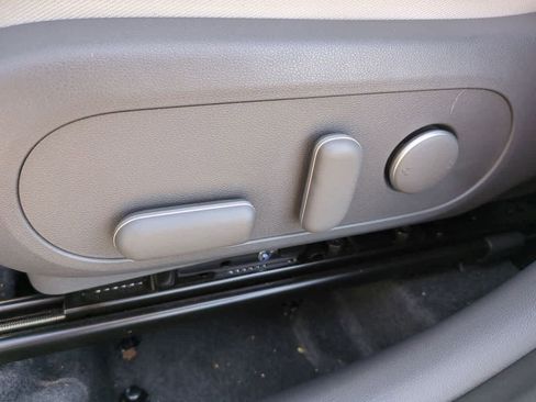 Certified 2025 Hyundai Kona SEL image 16