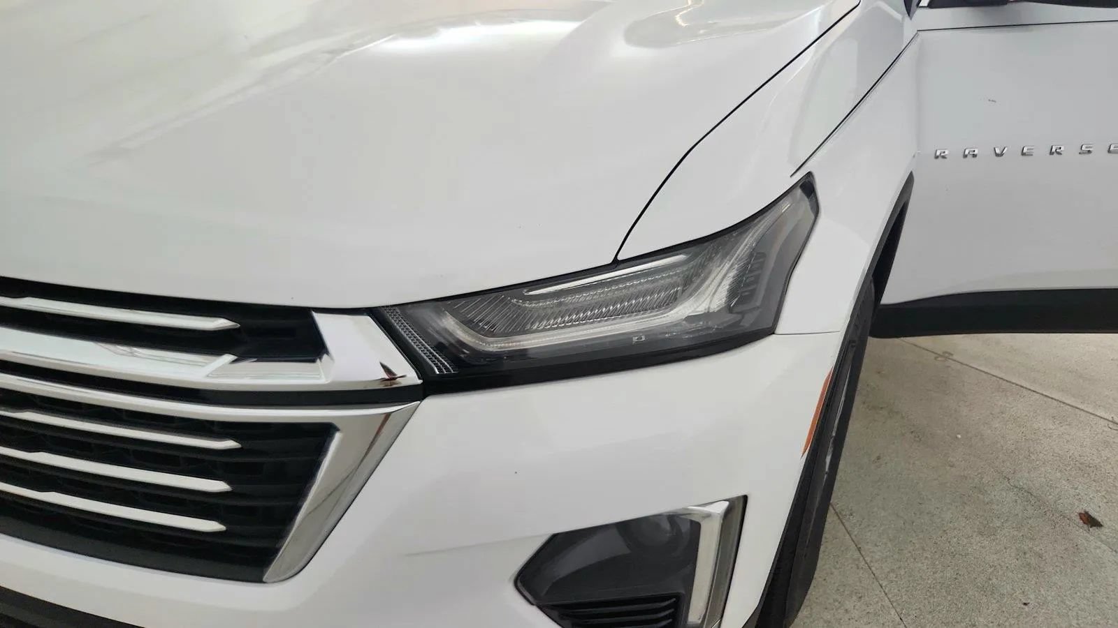 Used 2023 Chevrolet Traverse LT FWD image 31