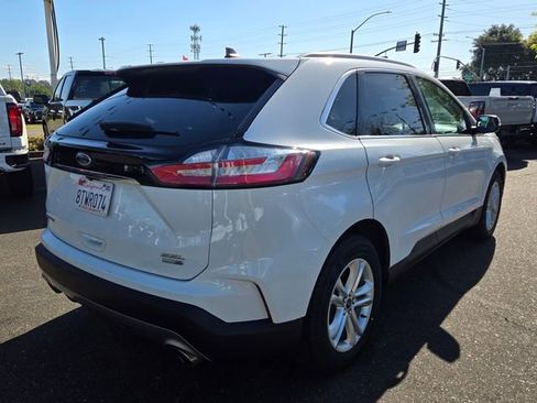 Used 2020 Ford Edge SEL image 4