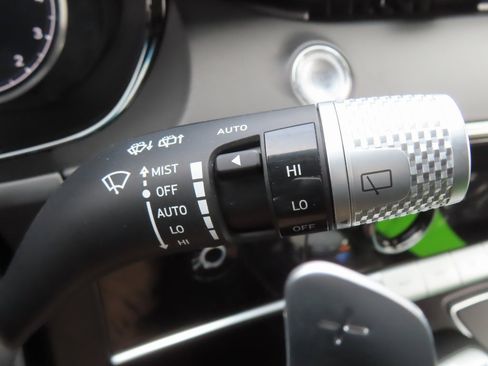 Used 2025 Genesis GV70 2.5T image 24