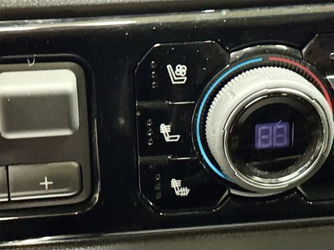 Used 2025 Chevrolet Silverado 2500 LTZ w/ Trail Boss Package image 21