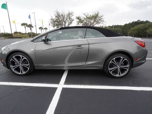 Used 2017 Buick Cascada Premium image 6