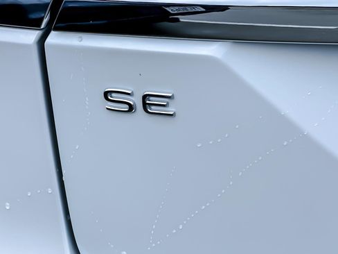 New 2026 Volkswagen Atlas SE image 26