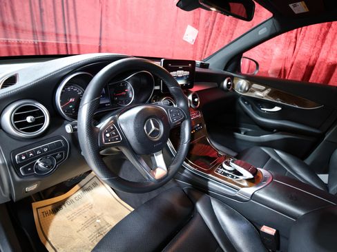 Used 2017 Mercedes-Benz GLC 300 image 12