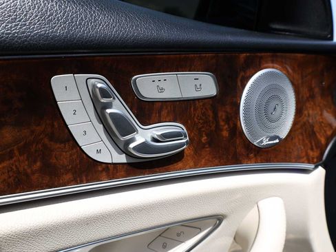 Used 2019 Mercedes-Benz E 450 4MATIC Sedan image 45