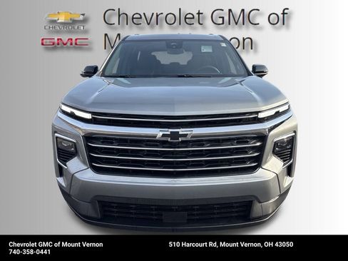 New 2026 Chevrolet Traverse LT w/ LPO, Floor Liner Package image 8