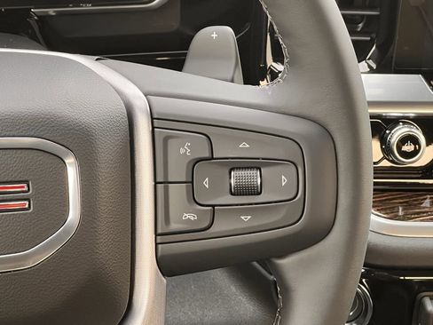 New 2026 GMC Sierra 1500 Elevation image 11