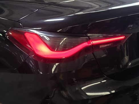 Used 2025 BMW 430i Convertible image 33