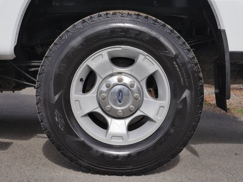 Used 2017 Ford F250 Lariat image 16