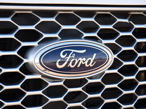 Used 2023 Ford Edge SEL w/ Convenience Package image 35