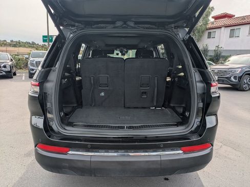 Used 2024 Jeep Grand Cherokee L Limited w/ Luxury Tech Group II image 32