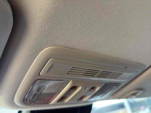 Used 2016 Honda Civic Touring image 29