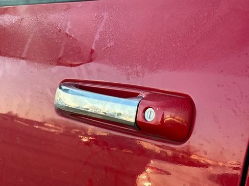 Used 2013 RAM 2500 SLT image 17