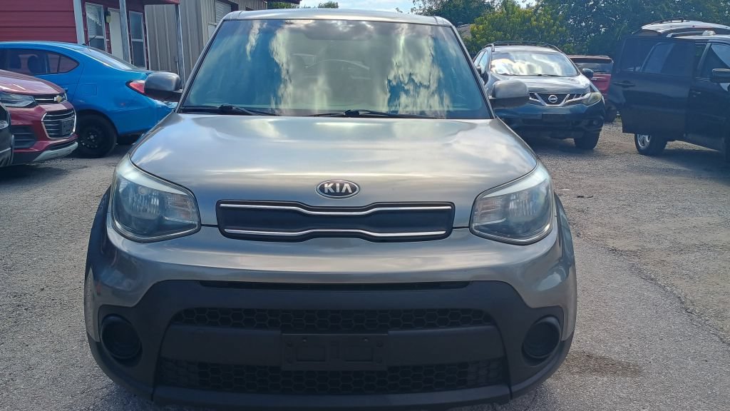 Used 2018 Kia Soul FWD image 5