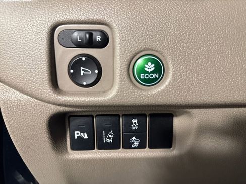 Used 2016 Honda Pilot Elite image 15