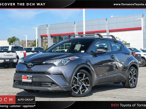 Used 2019 Toyota C-HR XLE FWD image 1
