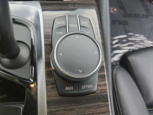 Used 2019 BMW 540i xDrive w/ Convenience Package image 14