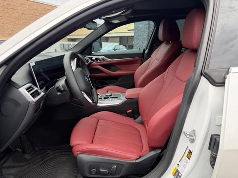 Used 2025 BMW i4 eDrive40 RWD image 23