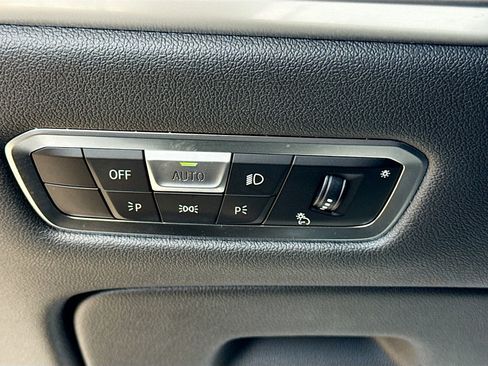 Used 2023 BMW X7 M60i w/ Executive Package AWD/4WD image 37