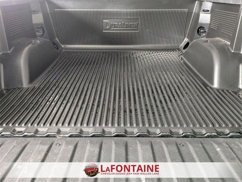 Used 2025 Chevrolet Silverado 1500 LT image 28