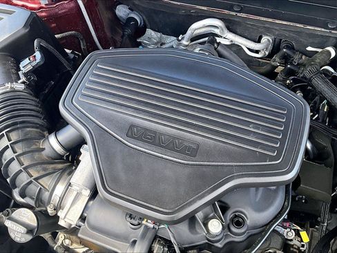 Used 2021 GMC Acadia AT4 w/ Technology Package AWD/4WD image 33