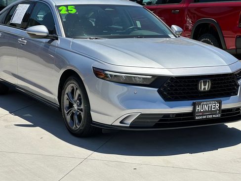 Used 2025 Honda Accord EX-L image 11
