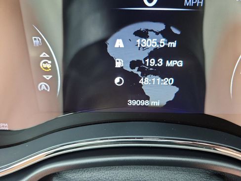 Used 2019 Jeep Grand Cherokee High Altitude AWD/4WD image 25