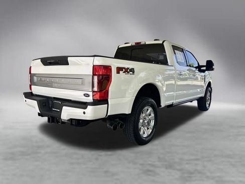 Used 2022 Ford F350 Platinum w/ FX4 Off-Road Package AWD/4WD image 3