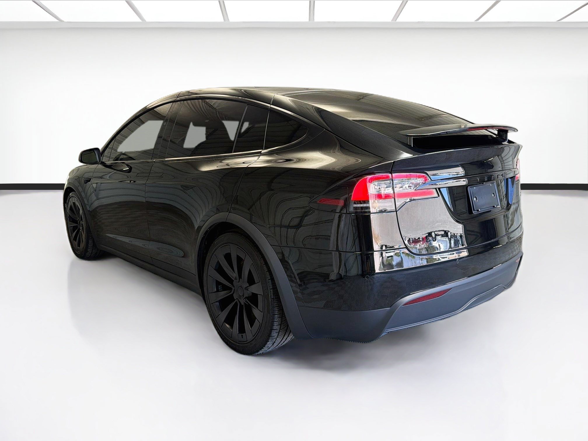 Used 2023 Tesla Model X AWD/4WD image 6