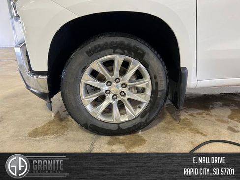 Used 2020 Chevrolet Silverado 1500 LTZ w/ LTZ Plus Package image 28