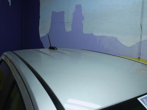 Used 2018 GMC Canyon SLE w/ SLE Convenience Package image 5