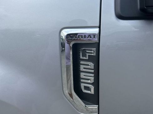 Used 2021 Ford F250 Lariat w/ Lariat Ultimate Package image 5