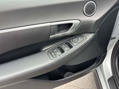 Certified 2026 Hyundai Sonata SE FWD image 17