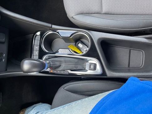 Used 2024 Buick Encore GX Preferred image 15