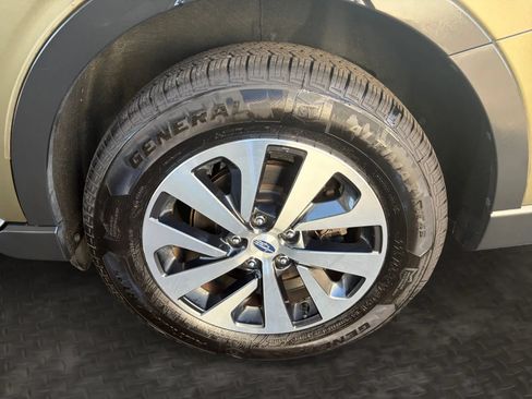 Used 2021 Subaru Outback Premium AWD/4WD image 42