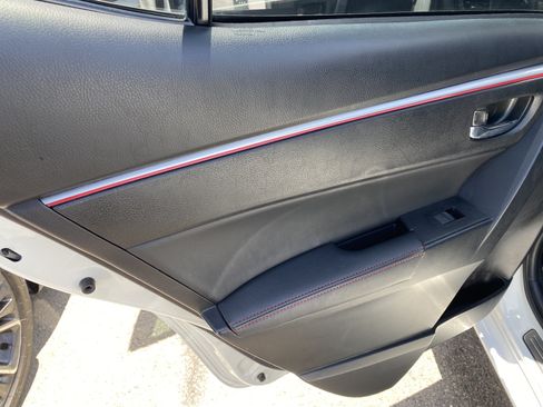 Used 2016 Toyota Corolla S Special Edition FWD image 12