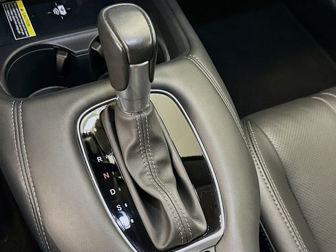 Used 2025 Honda HR-V EX-L image 24