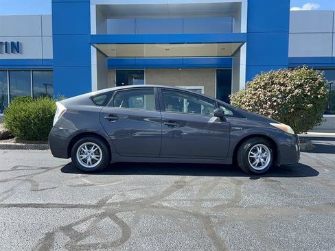 Used 2011 Toyota Prius One image 8